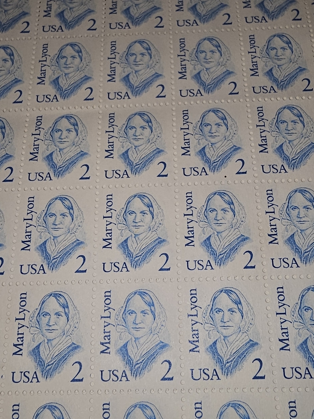 100 unused 2-cent Mary Lyon U.S. postage stamps, Great Americans series, Vintage